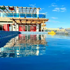 https://dubai-rd-aparta-hotel.comcaribbean.com